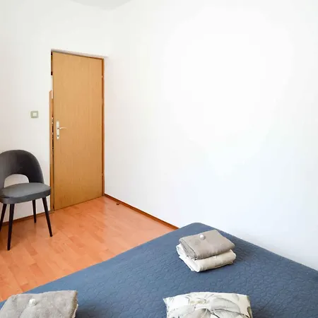 In Pjescana Uvala/istrien 11044 Apartament